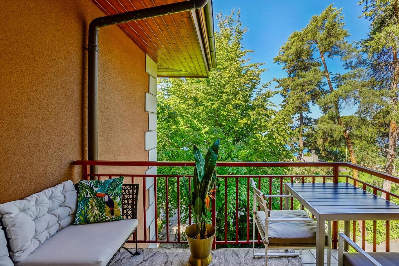 L'Eden Studio With A Balcony - Lake View Монтрьо Екстериор снимка